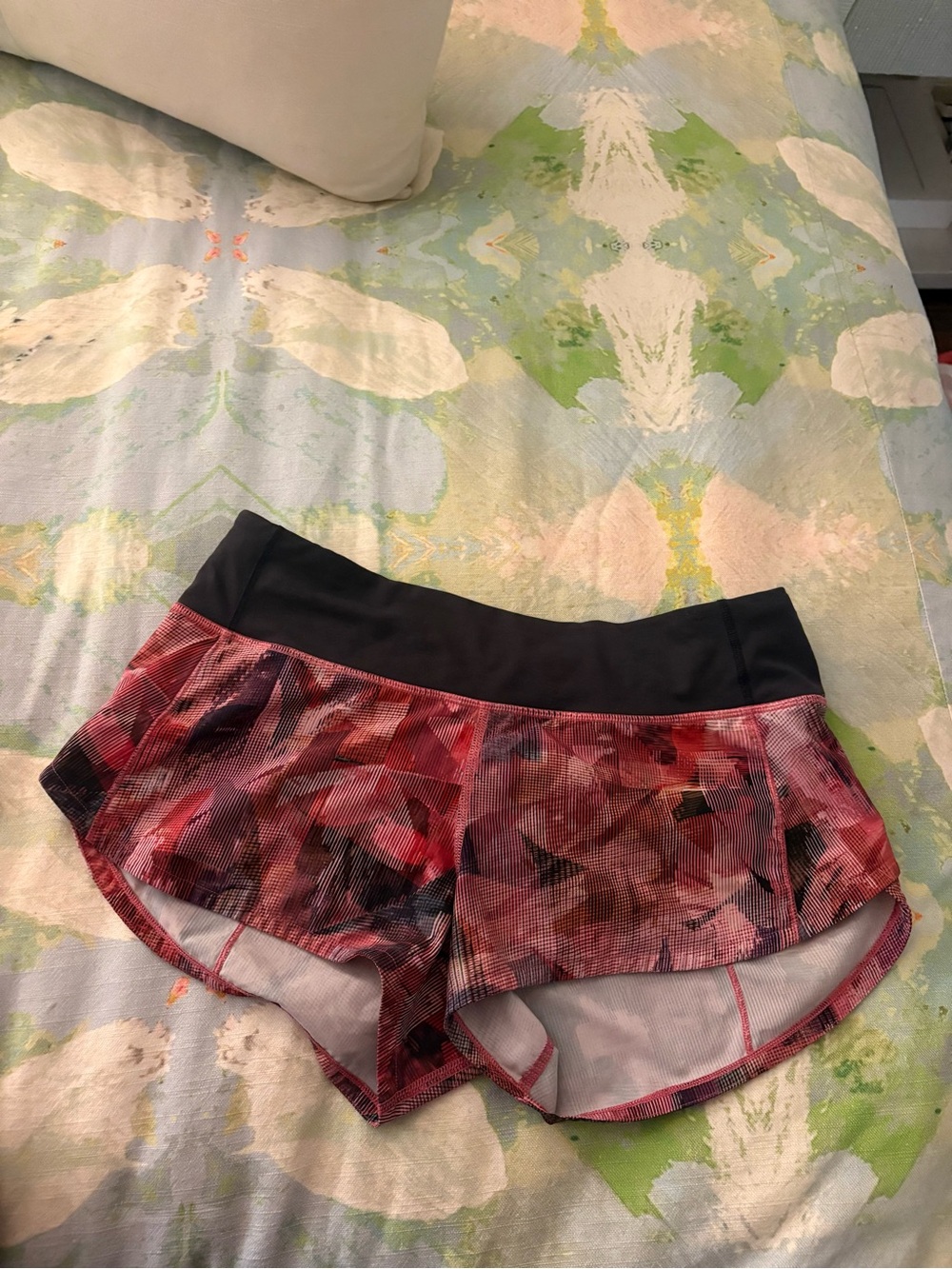 lululemon athletica Women's Red Black Patterned Athletic Shorts
